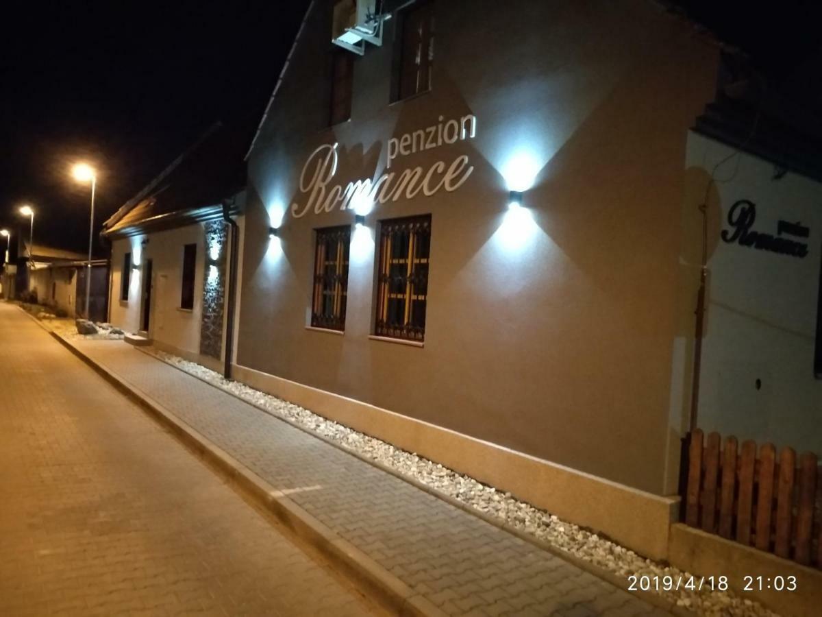 Penzion Romance Breclav ภายนอก รูปภาพ